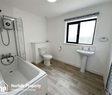 Alpington, NR14 - Photo 2