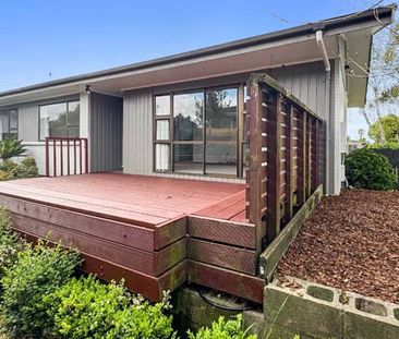 Manurewa, 3 bedrooms - Photo 1