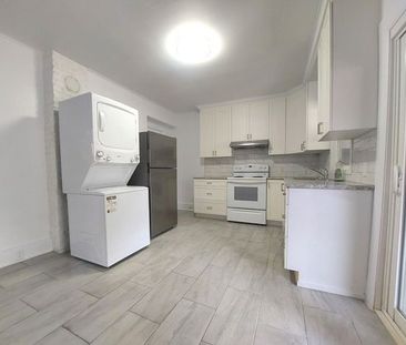 For Lease - 2143 Gerrard Street Unit# Main Fl, Toronto, Ontario - Photo 3