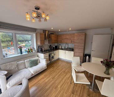 2 Bed Flat, Sullivan Court, E3 - Photo 6