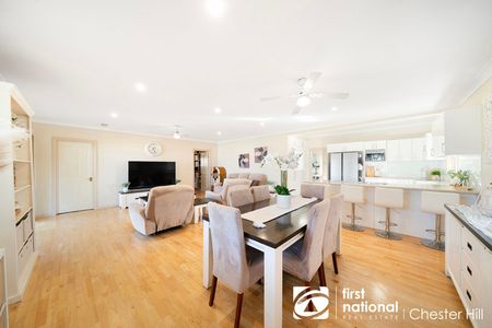 Spacious Family Home - Photo 3