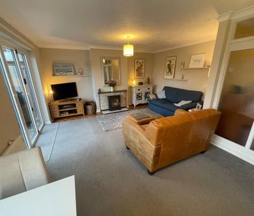 3 bedroom bungalow to rent - Photo 1