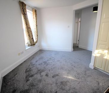 2 bedroom detached house to rent - Photo 4
