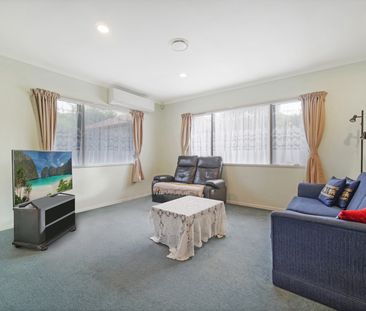 Family Home in Great location - Photo 1