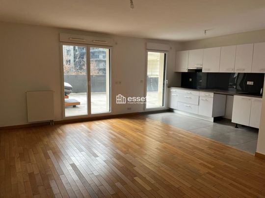 Appartement • Eiffel - Photo 1