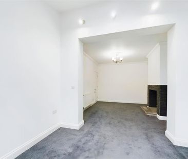 5 bedroom house to rent - Photo 1