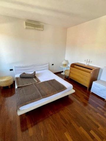 APPARTAMENTO ARREDATO IN CENTRO MONTEFORTE CON TERRAZZO E GARAGE - Photo 3