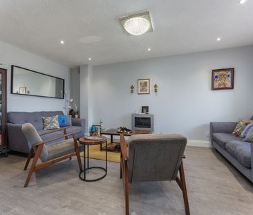 4 Bed Detached House, Whitstable Place, CR0 - Photo 5