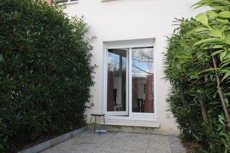 Studio Montigny-le-Bretonneux 17 m² - Photo 3