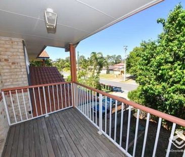 Fully Furnished 3 Bedroom Townhouse in Secure Gated Estate - Photo 2