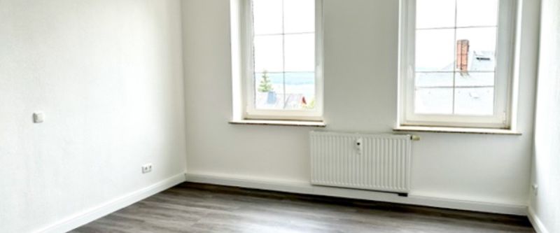 Modern sanierte 3-Raum-Wohnung in ruhiger zentrumsnaher Lage von Scheibenberg! - Photo 1