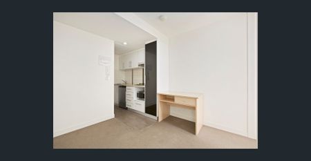 Stunning North Facing & Fully Furnished Unit - Photo 5