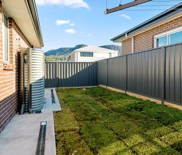 Exquisite Spacious 4-5 Bedroom Home with Spectacular Views - Photo 1