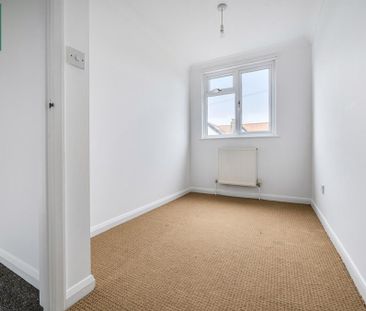 3 bedroom detached house to rent - Photo 6