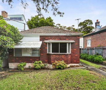 22 Banks Road, Earlwood, NSW 2206 - Photo 5