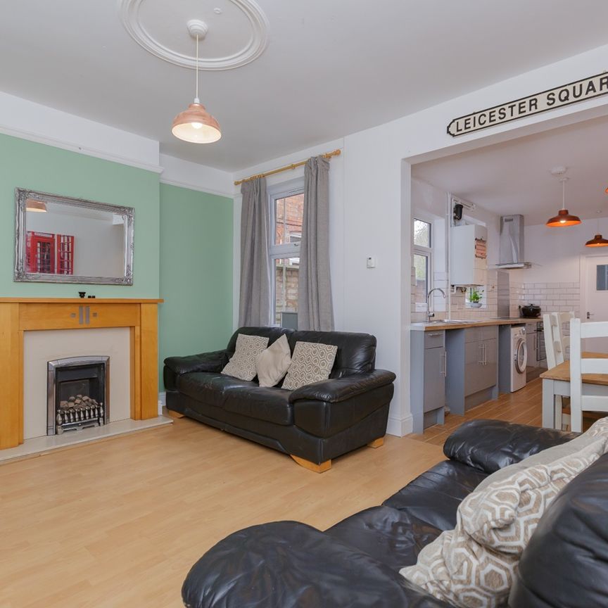 4 Bed Terraced House, Lytton Road, LE2 - Photo 1