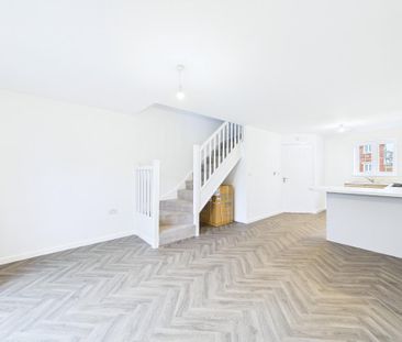 2 bedroom semi-detached house to rent - Photo 1