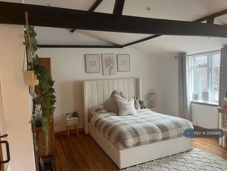 2 bedroom detached house to rent - Photo 3