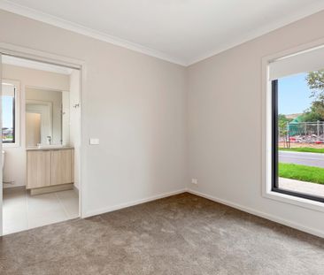 14 Mylius Street, Wollert VIC 3750 - House For Rent | Domain - Photo 1