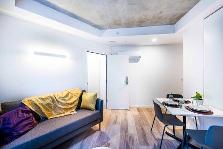 3 Bedroom Ensuite, King Single Bed - Photo 4