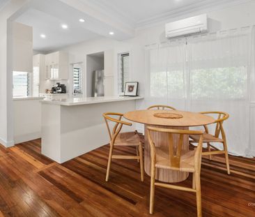 Spacious Family Home in the Wavell Heights School Catchment - Photo 5