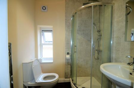 1 bedroom flat to rent - Photo 5