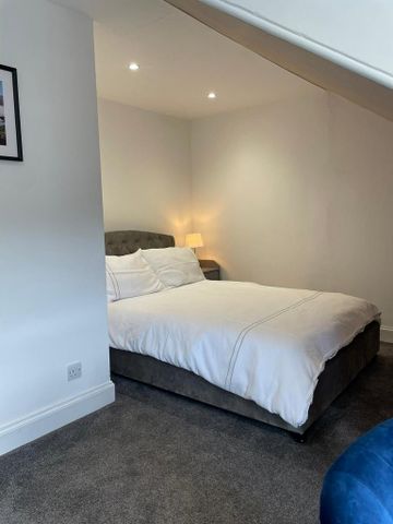 3 bedroom semi-detached house to rent - Photo 3