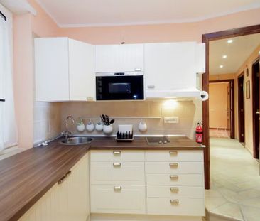 Via Licio Quinzio Cincinnato, Rome, Lazio 00175 - Photo 6