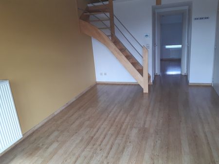 Dakappartement met aangenaam zonneterras. - Photo 3