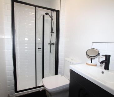 30 Acton Street, Belfast, BT13 3GU - Photo 2