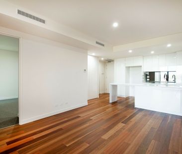 Luxury in the Heart of the City - Photo 6