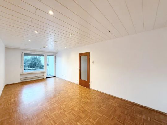 HELLE 2-ZIMMERWOHNUNG ZU MIETEN! - Photo 1