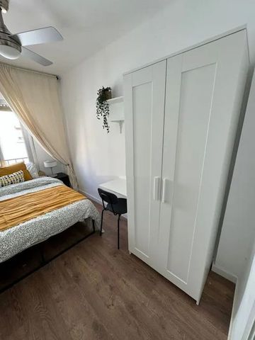 Carrer del Cardenal Benlloch, Valencia, Valencian Community 46920 - Photo 2