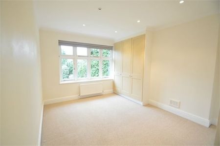 West Grove, Hersham, Walton-on-Thames, KT12 - Photo 5