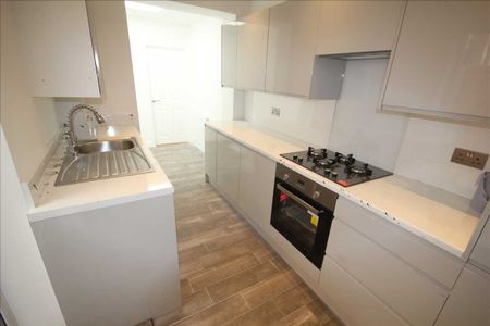 Whippendell Road, Watford - Photo 2