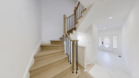 For Lease - 3 Playfair Road, Whitby, Ontario - Photo 2