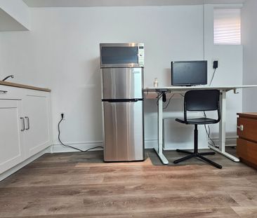 For Lease - 2 Maretta Avenue Unit# Basement #A, Toronto, Ontario - Photo 6