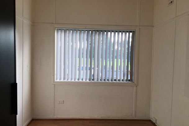 PERFECT FOR 1 PERSON - Photo 1