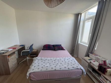 Appartement à Louer à LILLE 690 € - Photo 5
