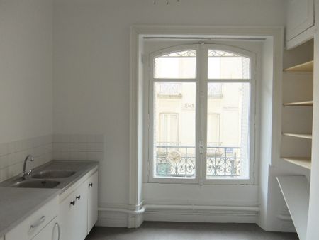 Location Appartement 3 pièces 59m² NANTES 44000 - Photo 3