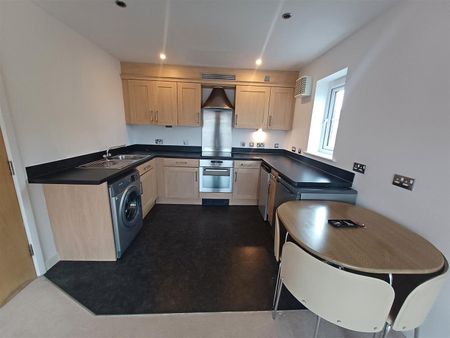 Smith Road, Llanishen, Cardiff - Photo 3