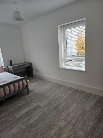 Room in a Shared Flat, Meyrick House, E14 - Photo 4