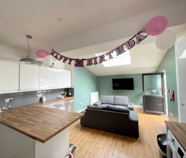 7 bedroom terraced house to rent - Photo 1
