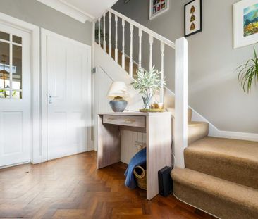 4 bedroom semi-detached house to rent - Photo 3