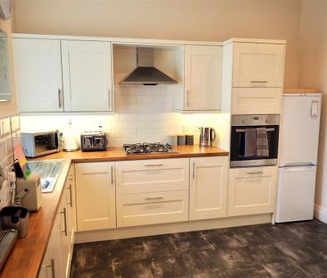 2 bedroom property to rent - Photo 6