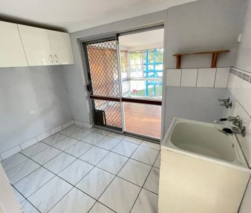 Spacious Family Home in Daisy Hill. - Photo 5