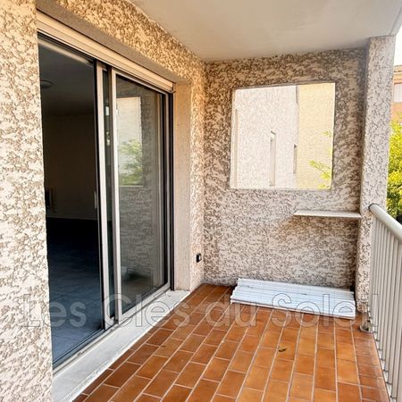Location Appartement 1 pièce 36m² LA VALETTE DU VAR 83160 - Photo 4