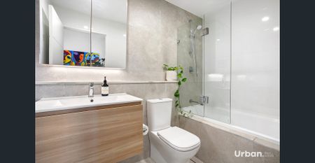 Top Floor With East Facing Balcony - Photo 5