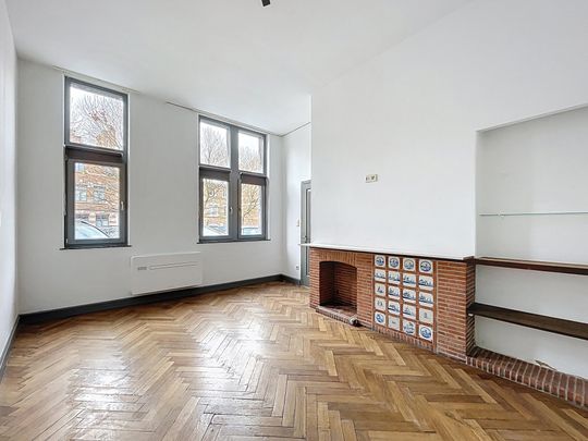 Gelijkvloerse verdieping met één slaapkamer in Tournai - Photo 1