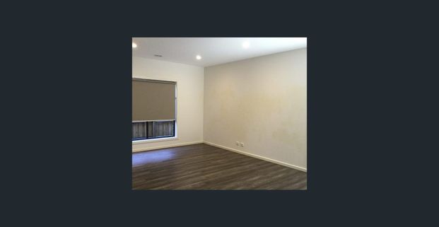 Spacious Family Living in a Prime Location - Photo 1